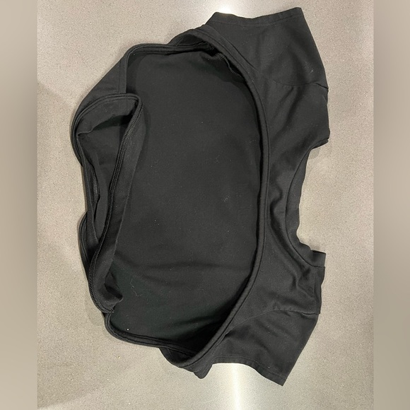 Bombshell sportswear open back tee - Picture 5 of 9